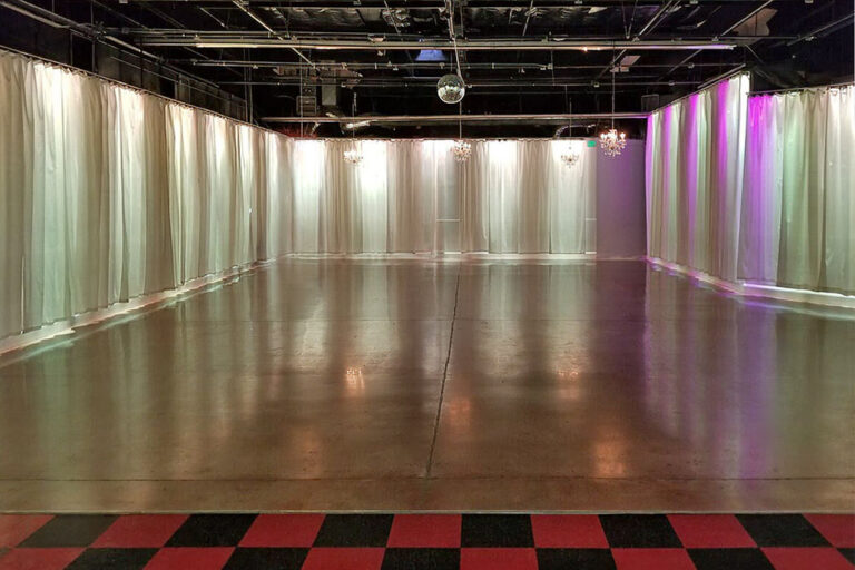 hall 01 1000